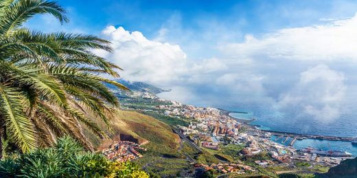 Die Landschaft um Santa Cruz de La Palma, Kanarische Inseln