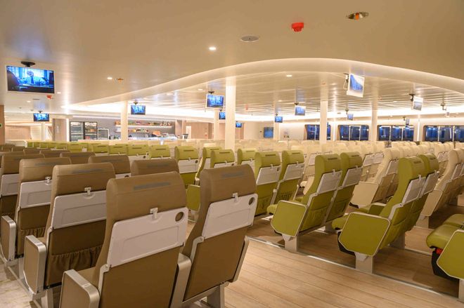 images.vessels.class.standardSeats.altText
