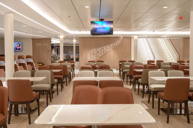 images.vessels.class.lounge.altText