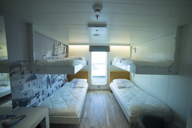 images.vessels.class.cabin.altText